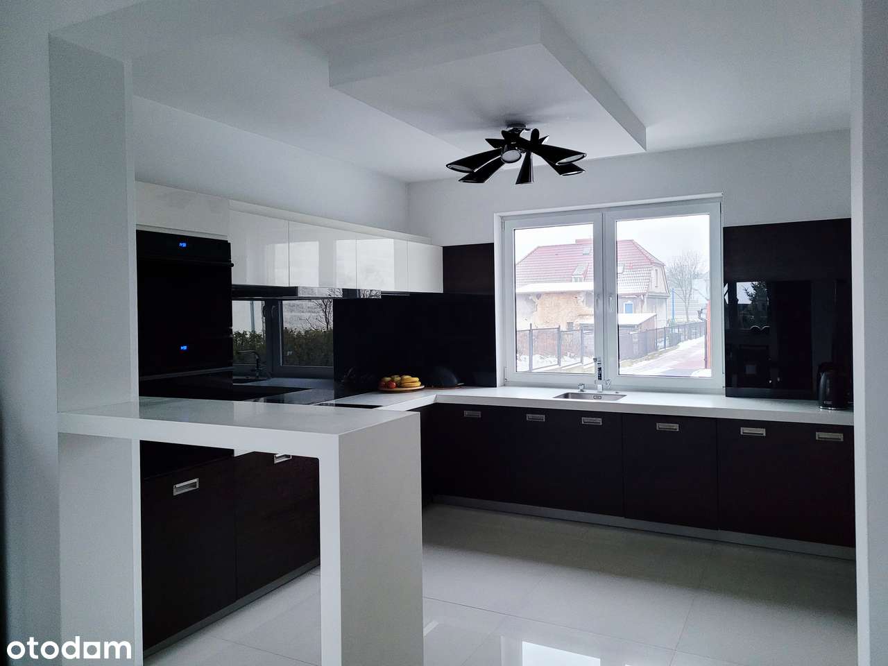 Nieruchomość z dużym potencjałem: 2 DOMY, 2 DZIAŁKI - Pełny obrazek: 4/19