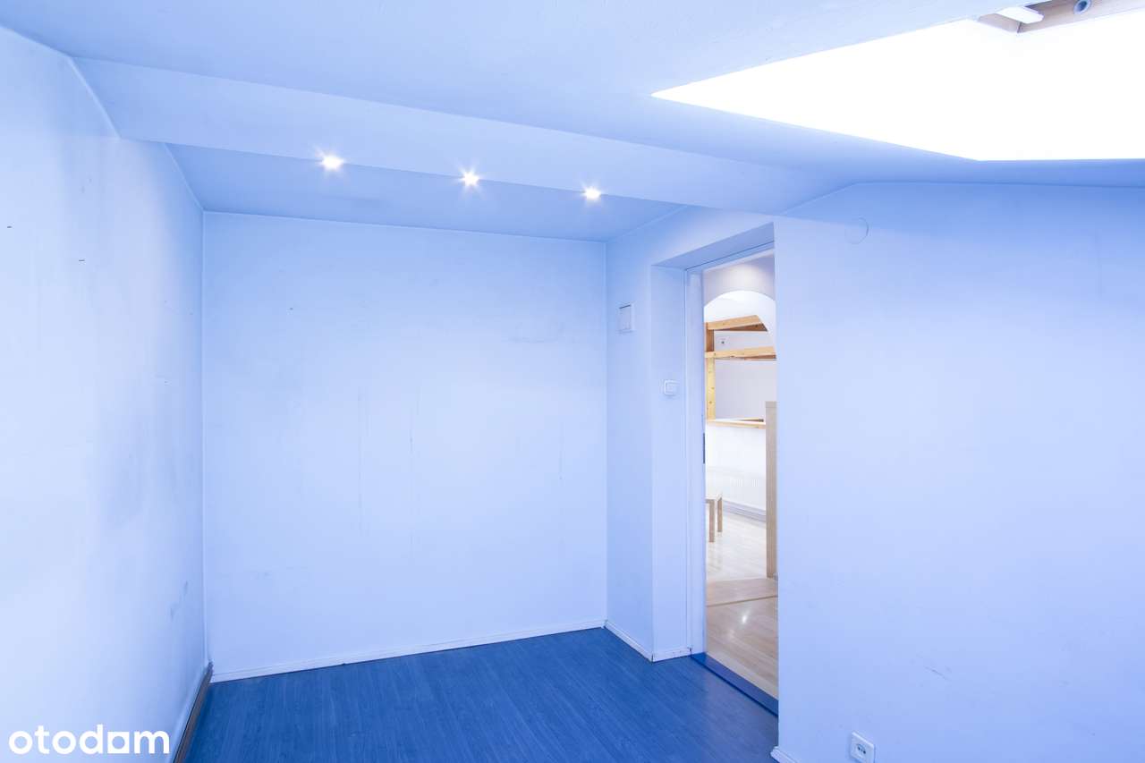 Przytulne mieszkanie typu M-4 blisko Rynku Skoczowa.-10