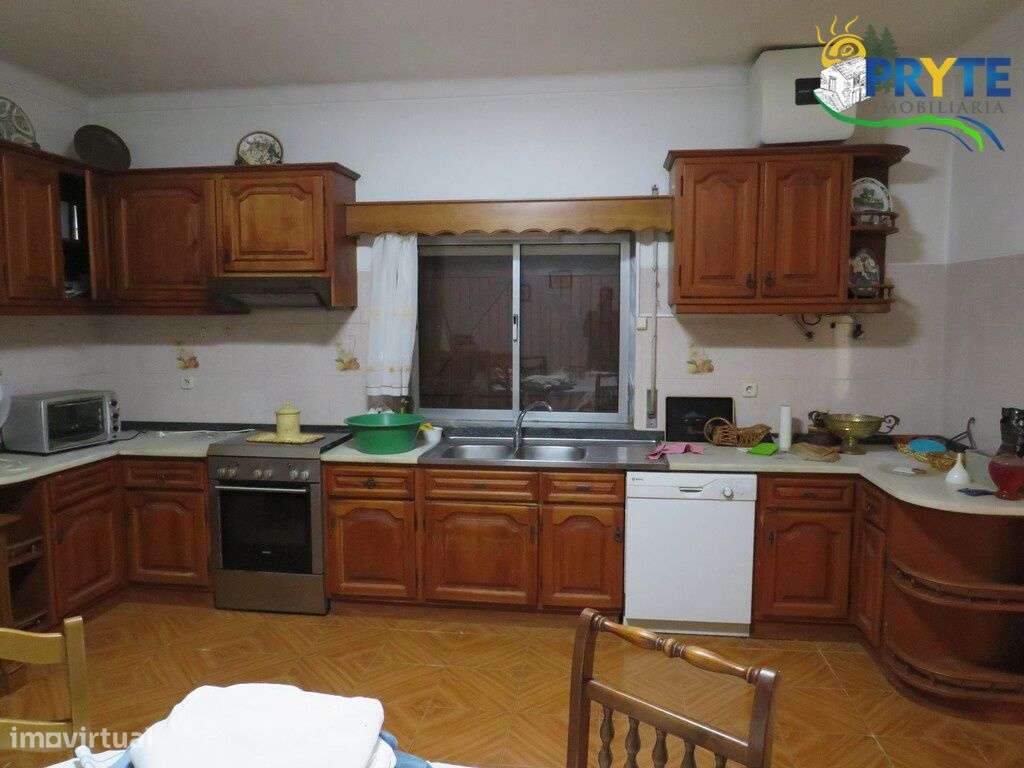 Moradia T5 pronta a habituar situada na Sertã - Grande imagem: 4/39