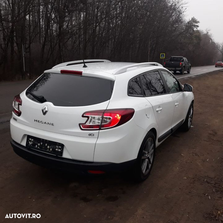 Geam dreapta fata Renault Megane 3 - 2