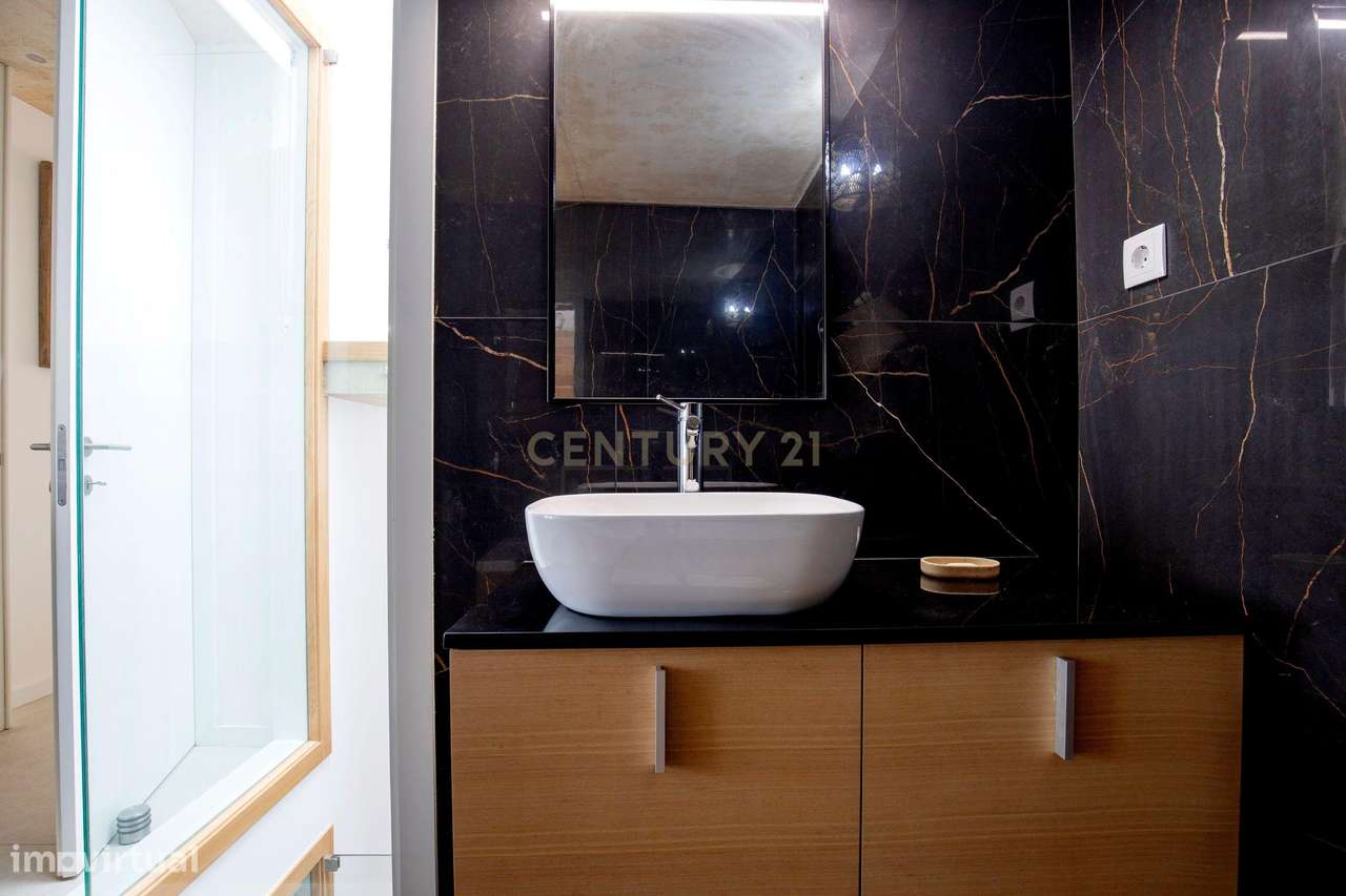 Moradia Contemporânea T3 com Terraço no Coração do Bairro do Troino –-43