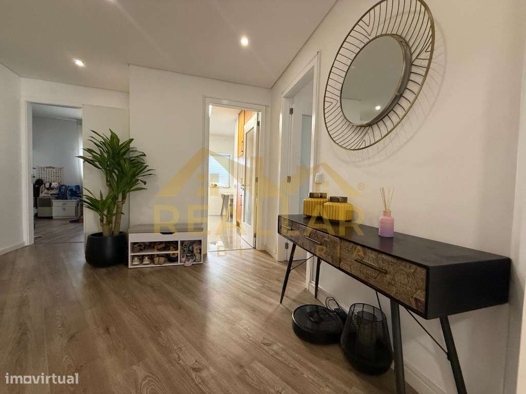 Apartamento T4 remodelado, junto à praia. - Grande imagem: 5/31