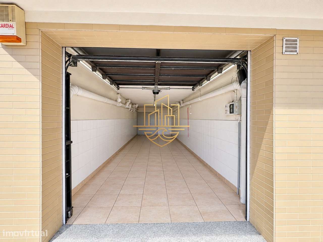 Moradia V5 Remodelada com Piscina, Terraço e Garagens | Alfena, Valong-20