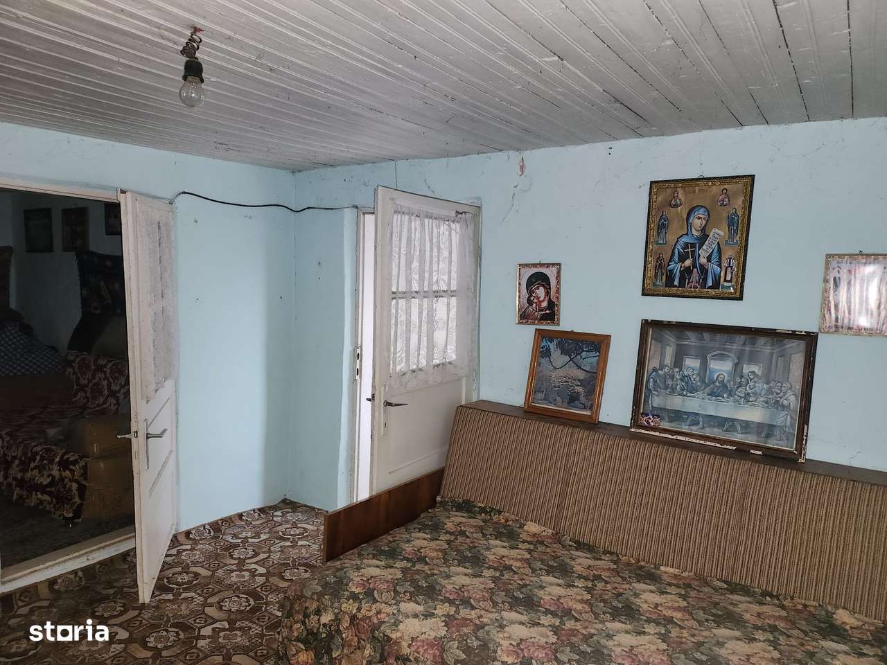 Casa veche in Filipesti Bacau-11