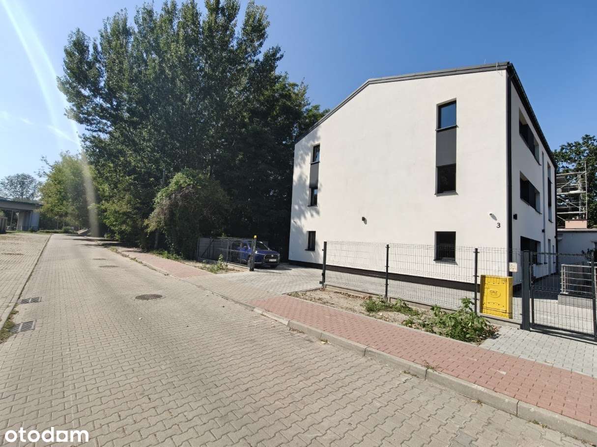 Miejsce w pokoju trzyosobowym z łazienką w nowym domu w Pruszkowie - Pełny obrazek: 5/6