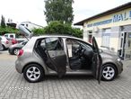 Volkswagen Golf Plus 1.6 TDI Highline - 14