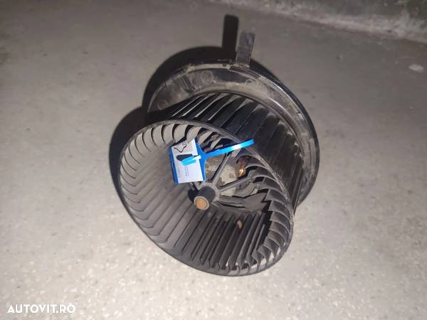 Ventilator habitaclu cu modul electric Volkswagen Golf V Cod: 1K1820015 - 3