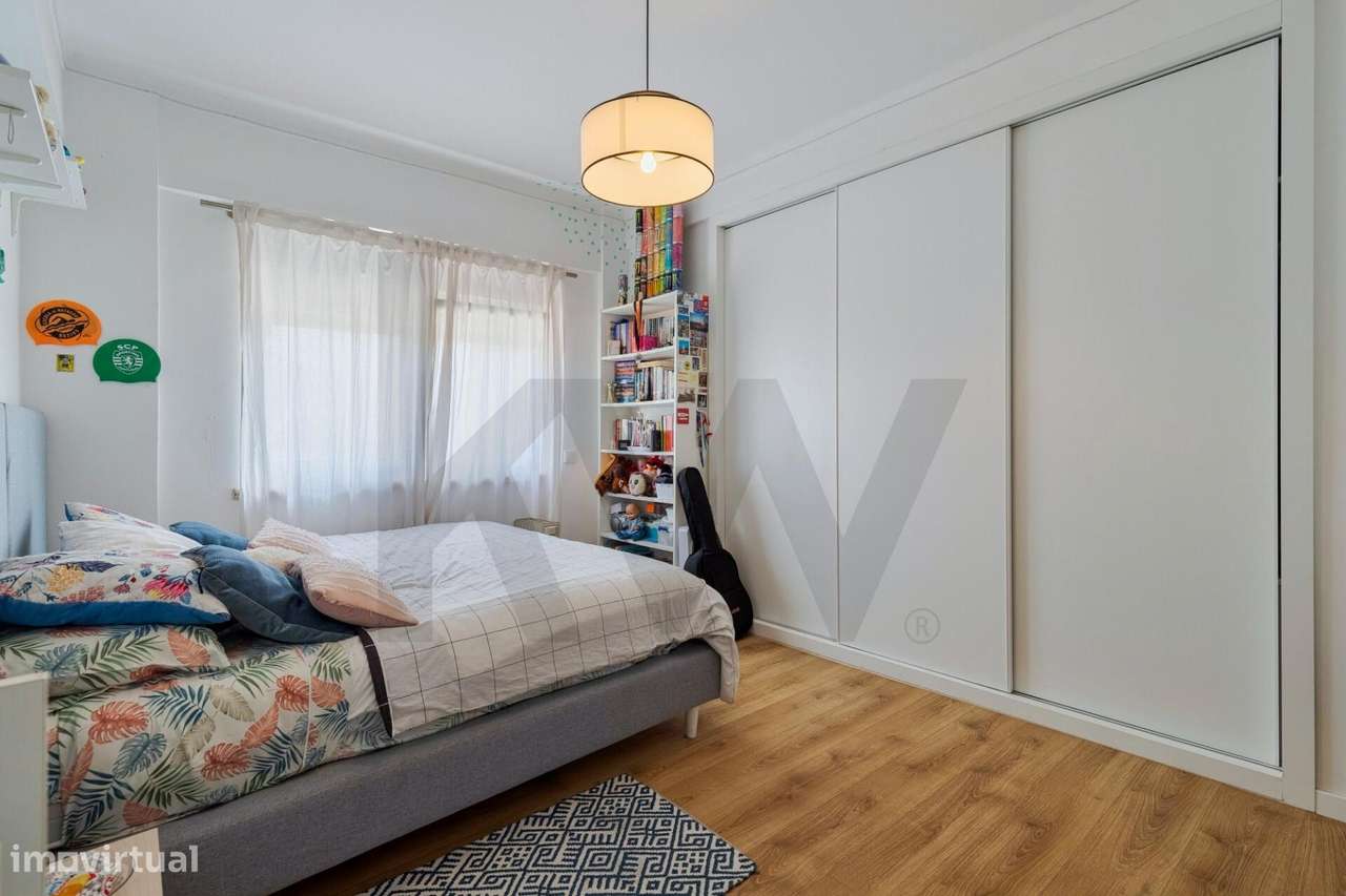 T2 Totalmente Remodelado · Muita Luz Natural · Pronto a Entrar-17
