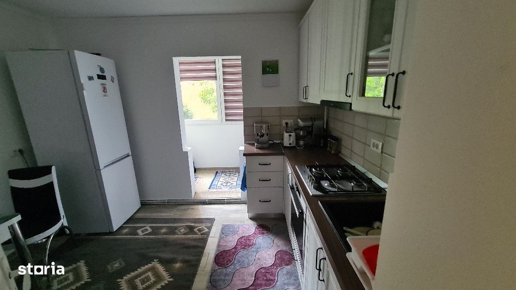 Apartament 2 camere zona TRACTORUL