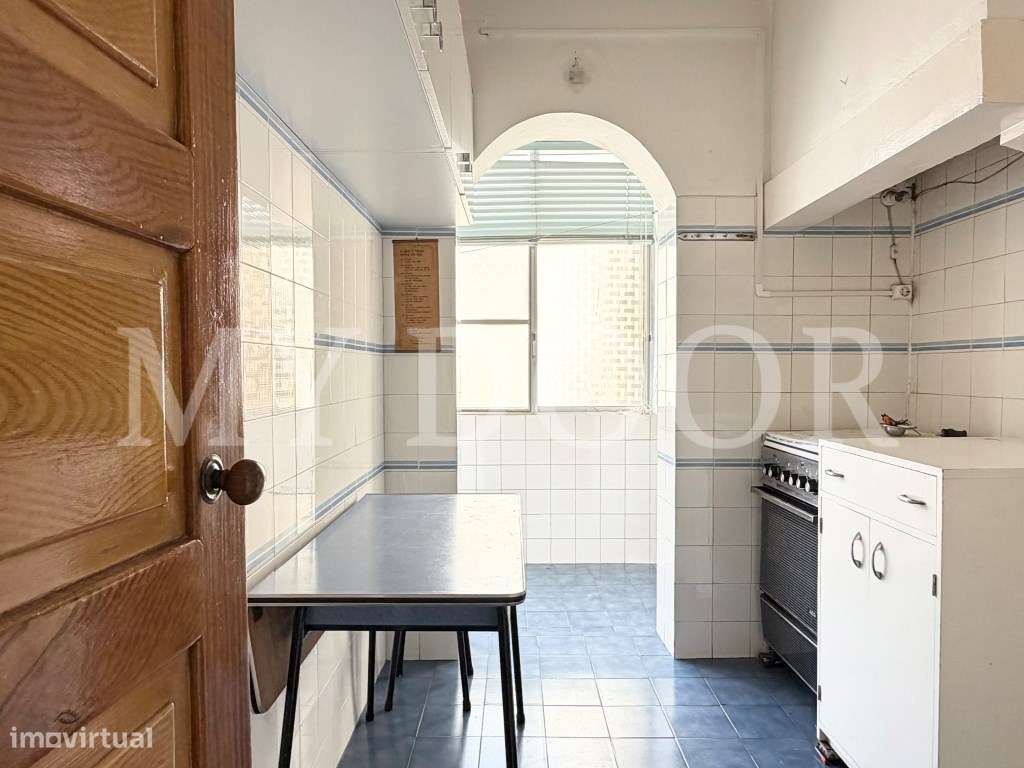 Apartamento T2 - Moscavide - 2º Andar - OPORTUNIDADE-6