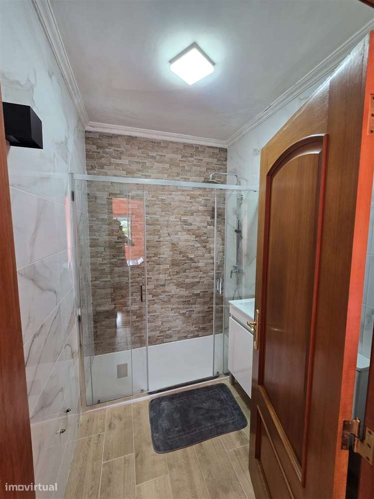 Apartamento T3 com Garagem  em Torres Novas-3