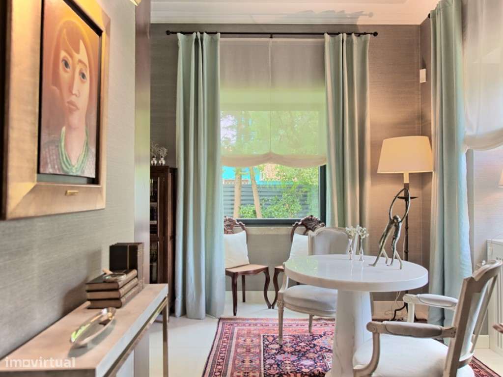 Moradia Isolada, 6 quartos, Moradias Restelo - Grande imagem: 2/25