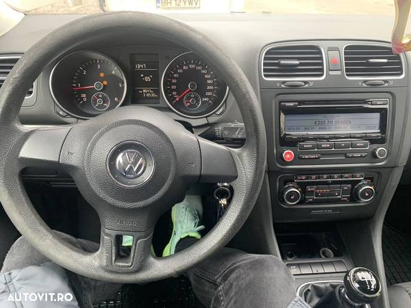 Volkswagen Golf 2.0 TDI Comfortline - 8