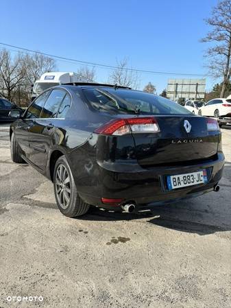 Renault Laguna dCi 150 FAP Start-Stop Bose Edition - 4