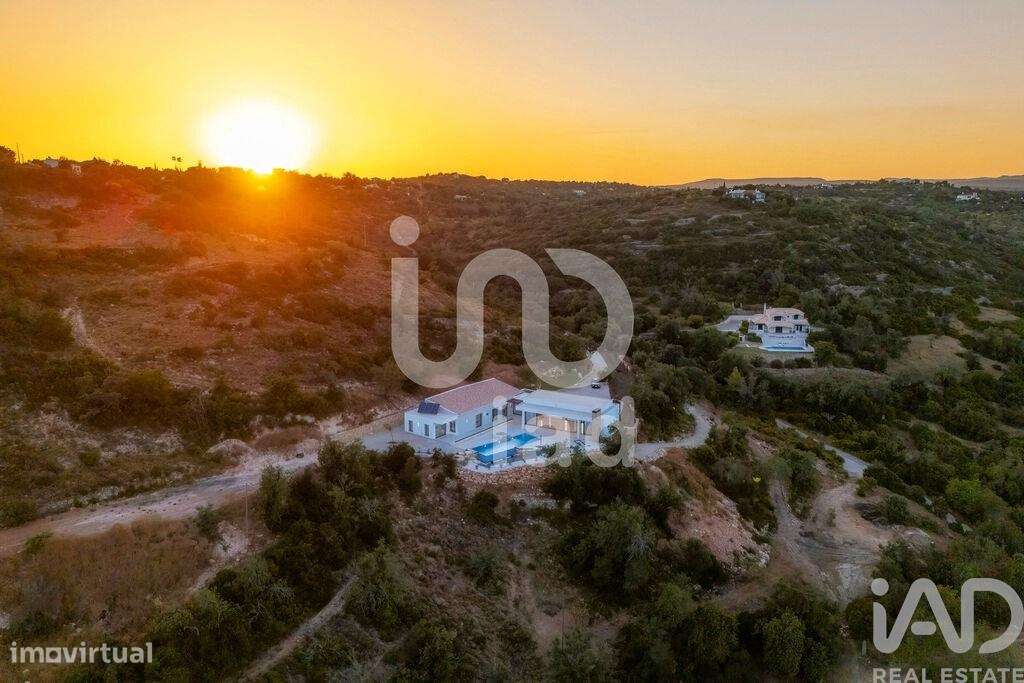 Casa / Villa T4 em Loulé (São Sebastião) de 235,00 m2 - Grande imagem: 5/28