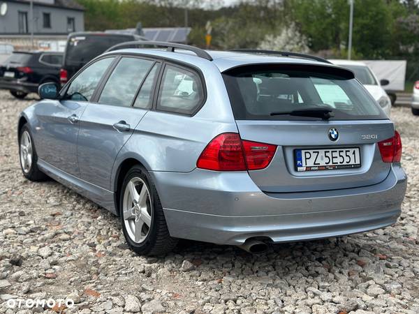 BMW Seria 3 320i Touring Edition Exclusive - 7