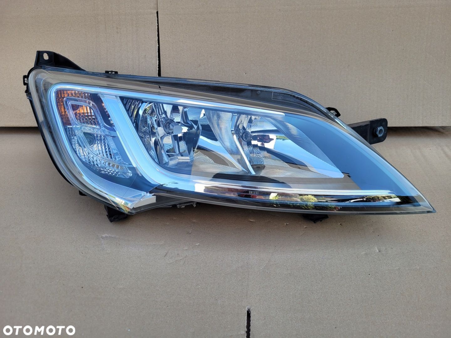 Fiat Ducato lift lampa przód prawa zwykla idealna - 1