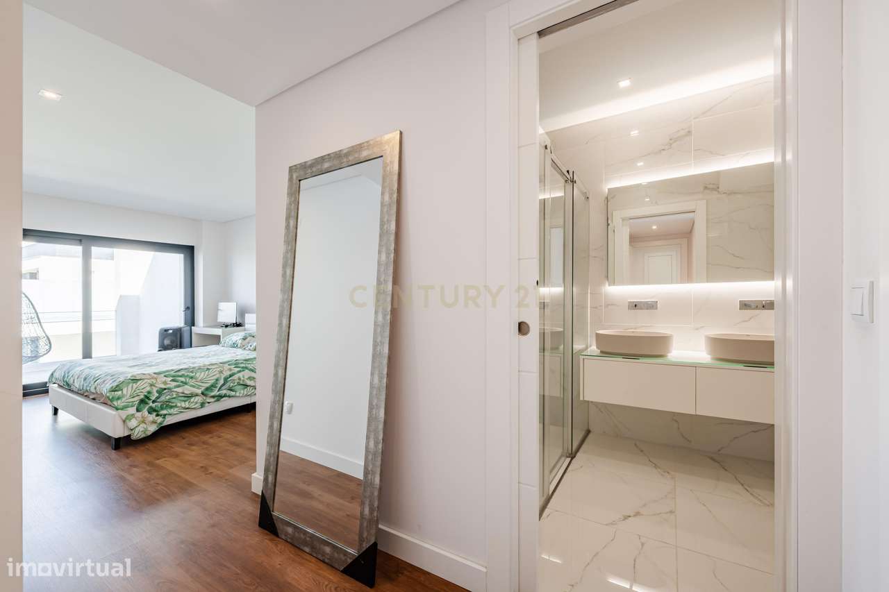 PINUS URBAN GARDEN | DUPLEX DE EXCEÇÃO COM PISCINA PRIVATIVA E TERRAÇO-30