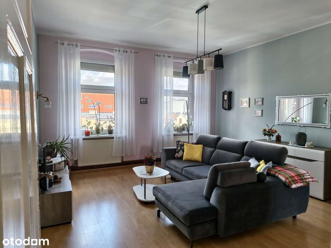 OKAZJA. Atrakcyjne mieszkanie 3 pokojowe w centrum Leszna na sprzedaż.-2