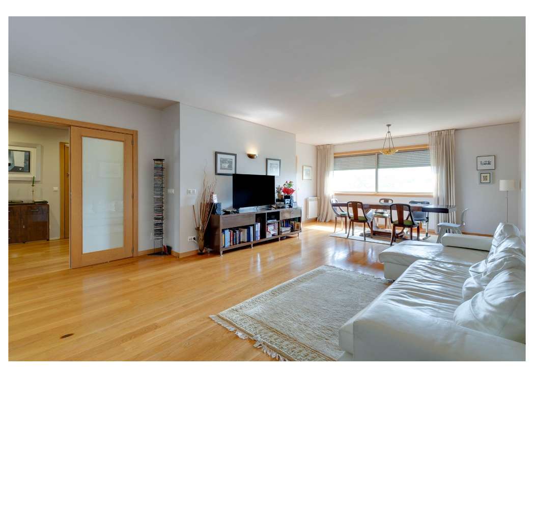 T3 de luxo junto à praia-3