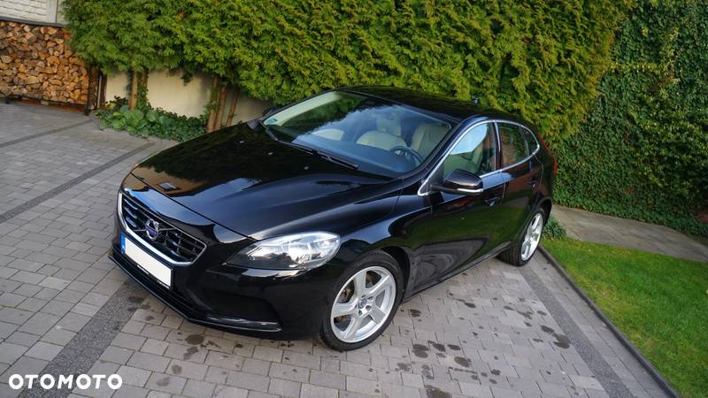 Volvo V40 D2 Summum - 6