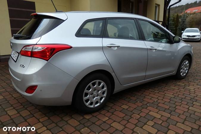 Kia Ceed - 35