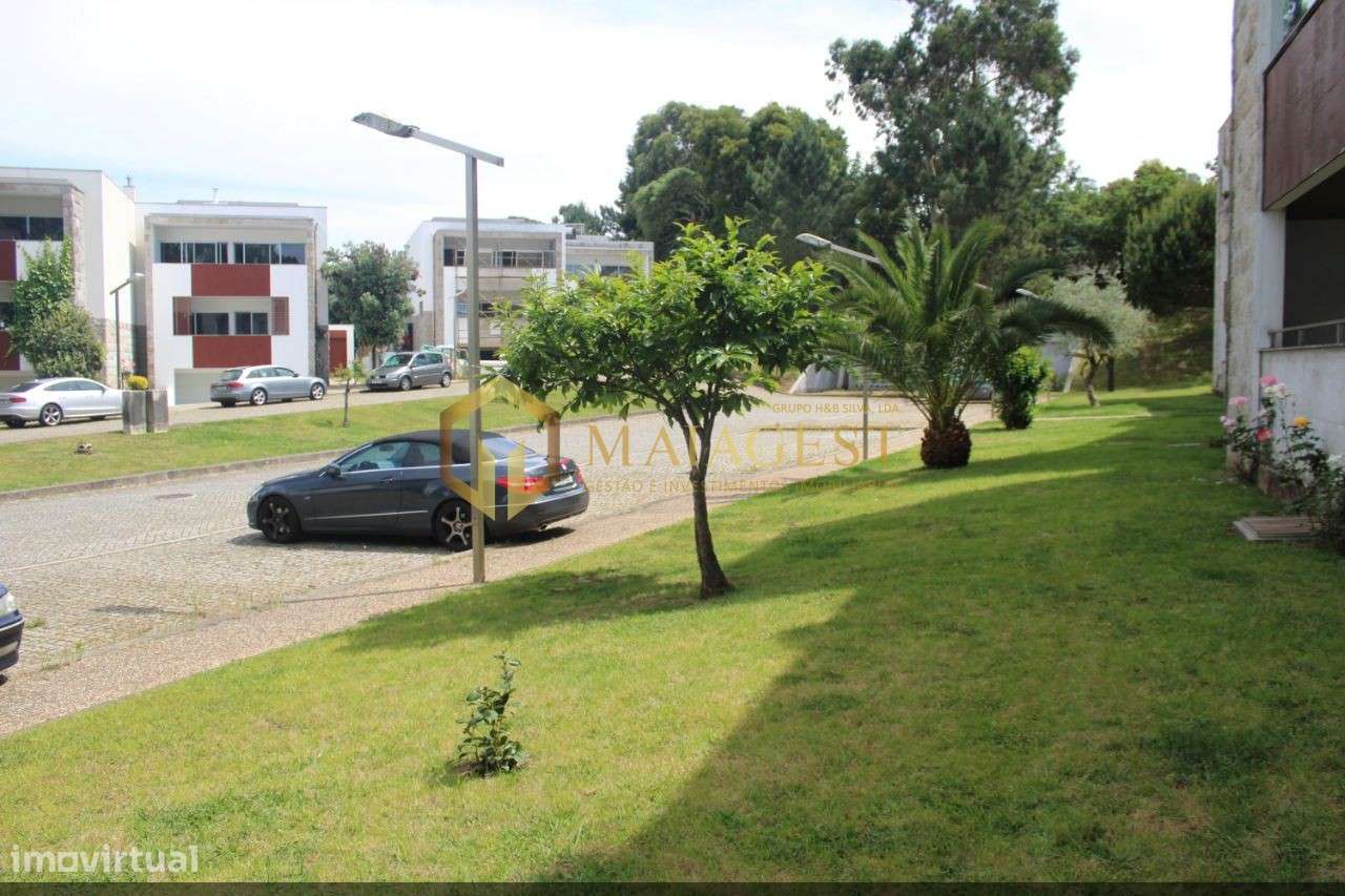 T4 de luxo com varanda e garagem em Vila nova de Gaia - Grande imagem: 4/30