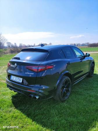 Alfa Romeo Stelvio 2.9 V6 Bi-Turbo Quadrifoglio Q4 - 7