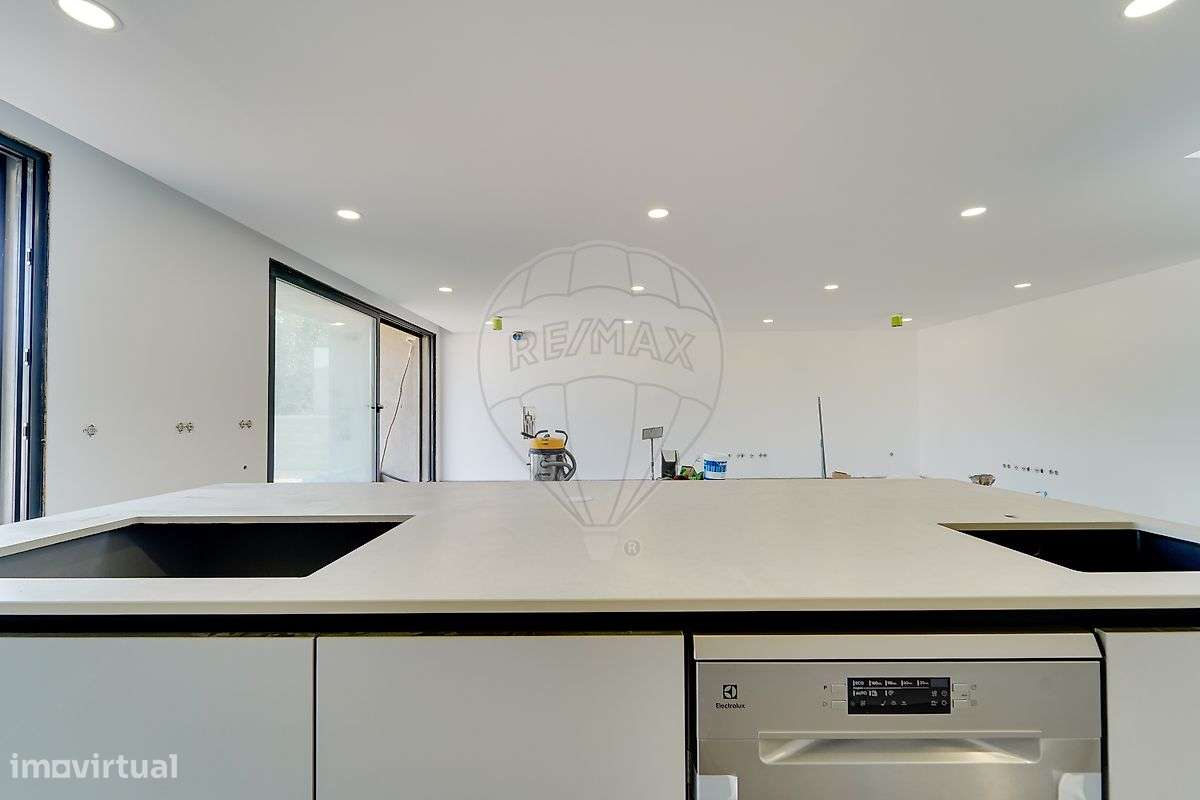 Moradia T4 para venda - Grande imagem: 4/25