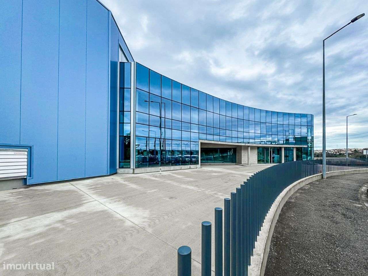 Unidade Fabril Nova em Zona Industrial-2