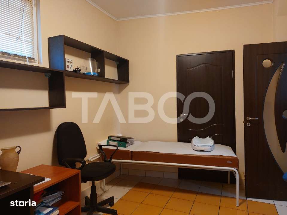 Cabinet medical de vanzare 3 camere 50 mp mobilat central Cisnadie - Imagine principală: 4/10