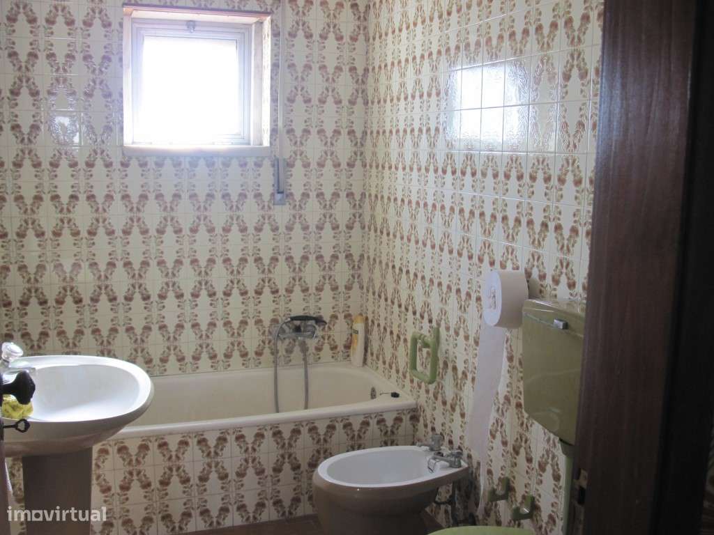 Moradia Térrea T3 com Garagem e Amplo Logradouro - Centro do Samouco-19