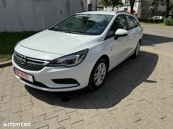 Opel Astra 1.6 D (CDTI) Automatik Sports Tourer Edition - 2