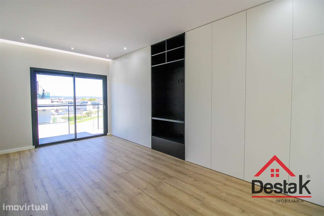 Luxuoso apartamento T4 - Viseu-29