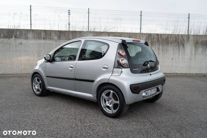 Peugeot 107 1.0 Happy - 2