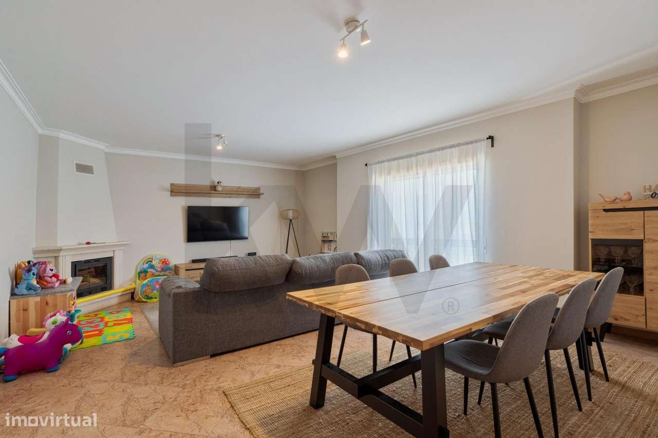 Apartamento T2 no Bairro Afonso Costa | Setúbal – 3º Andar com Elevado - Grande imagem: 2/24