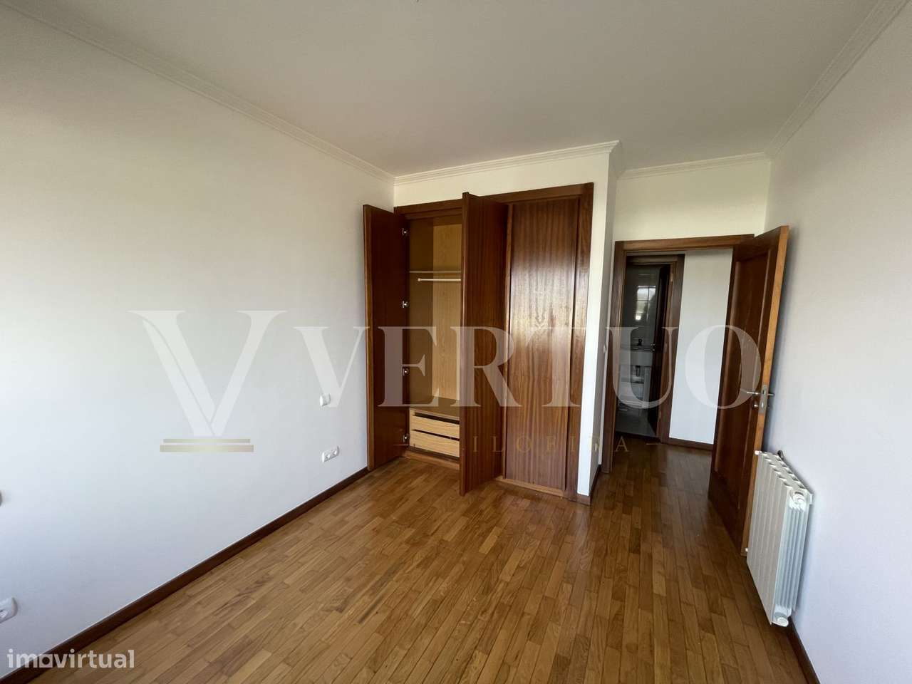 T4 em Moreira da Maia | 159 m² | 2 Garagens | Venda Judicial-36