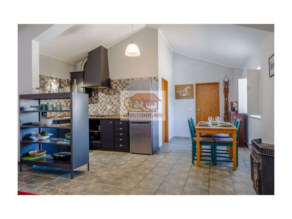 Monte Alentejano com 3 casas na Serra de Grândola!-9