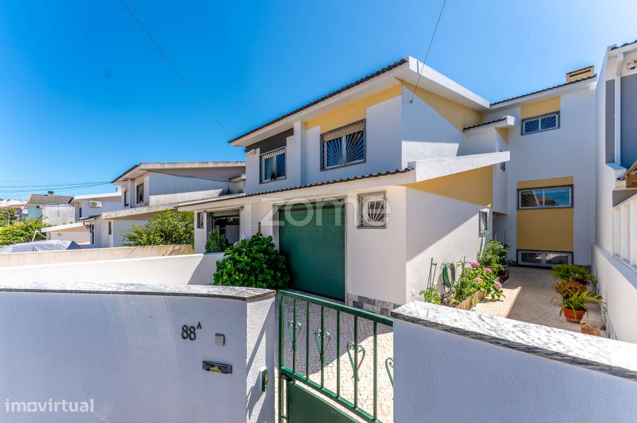 Moradia T3 + T1 em Cascais - Localização Privilegiada - Grande imagem: 3/42