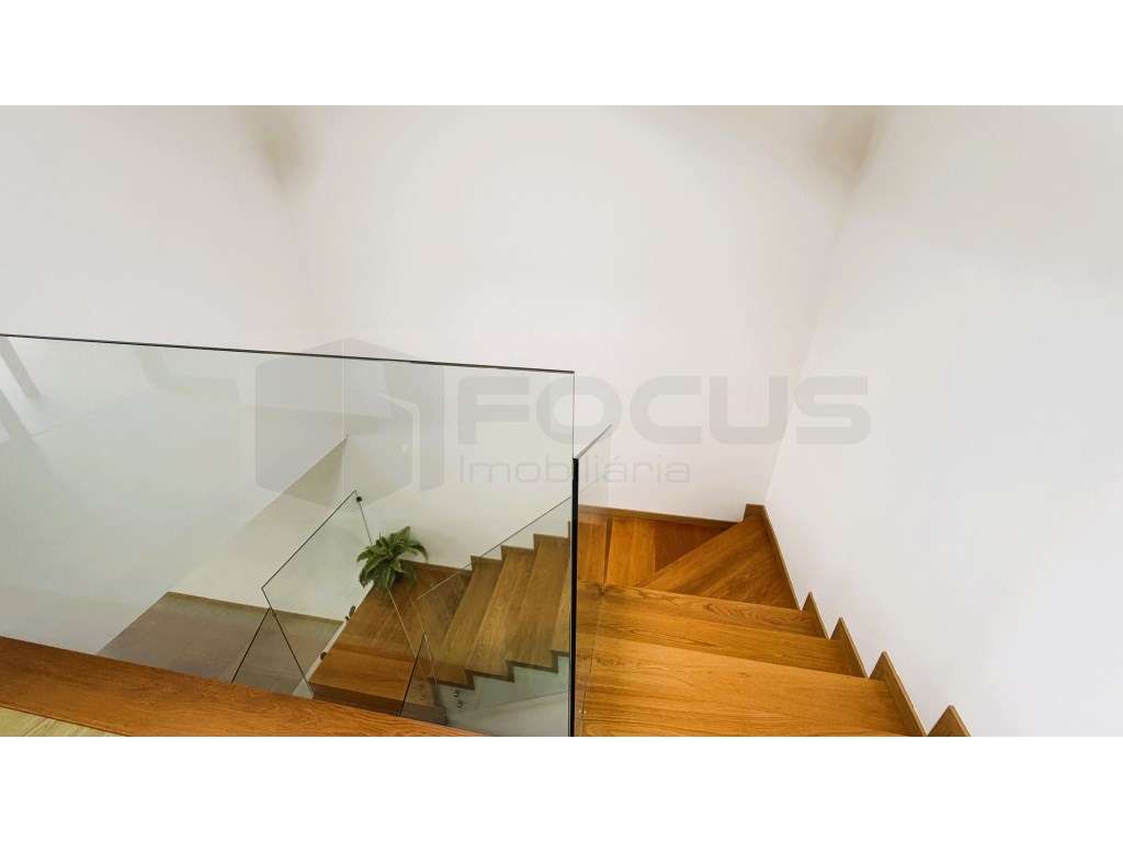 Moderna Moradia T4 - Aveiro-12