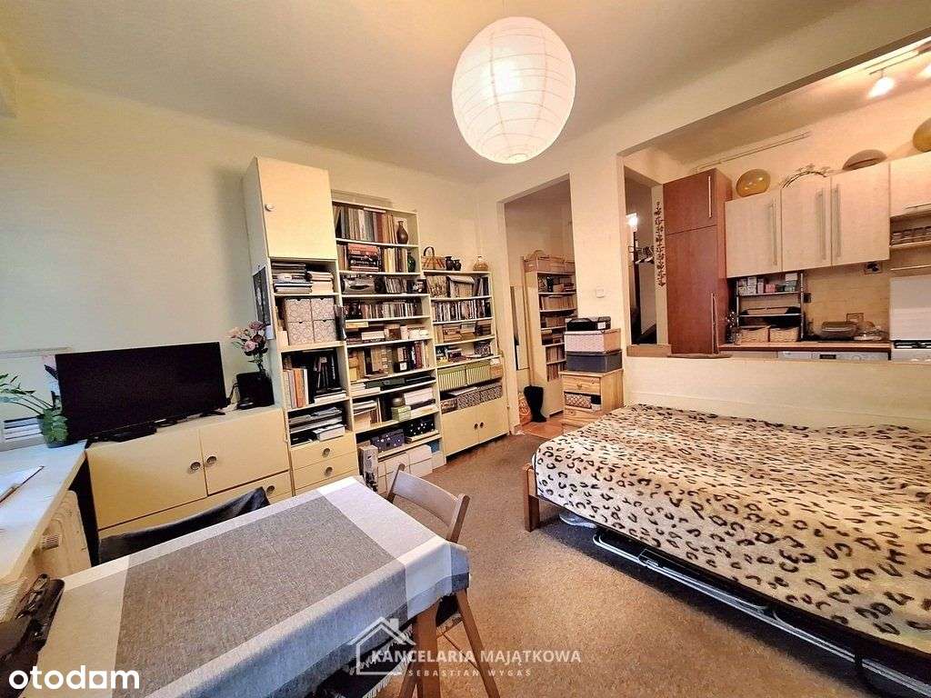 Kawalerka ścisłe Centrum parter-3