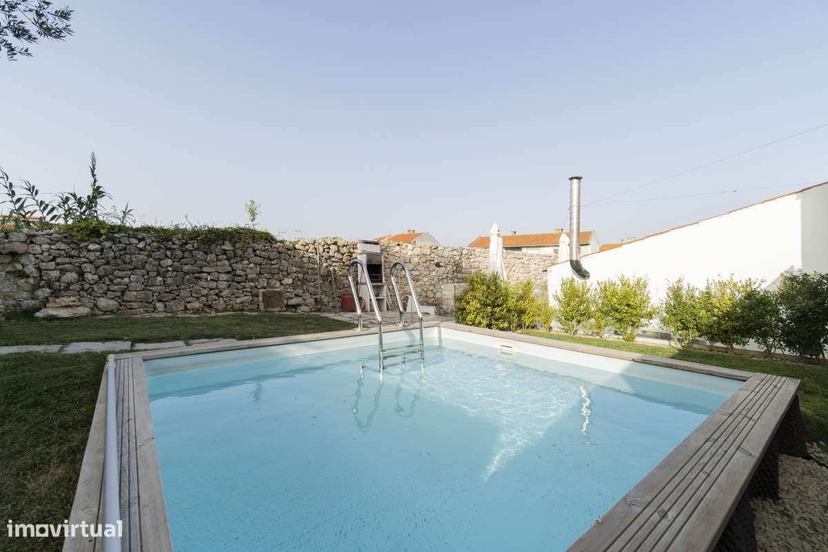 Moradia de Luxo T4 + Apartamento T2 Independente- Porto Salvo - Grande imagem: 2/27