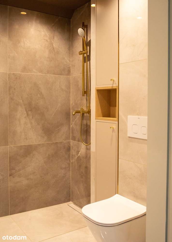 Wyjątkowy dom w Nowodworcach - bliźniak z 2023 roku-8