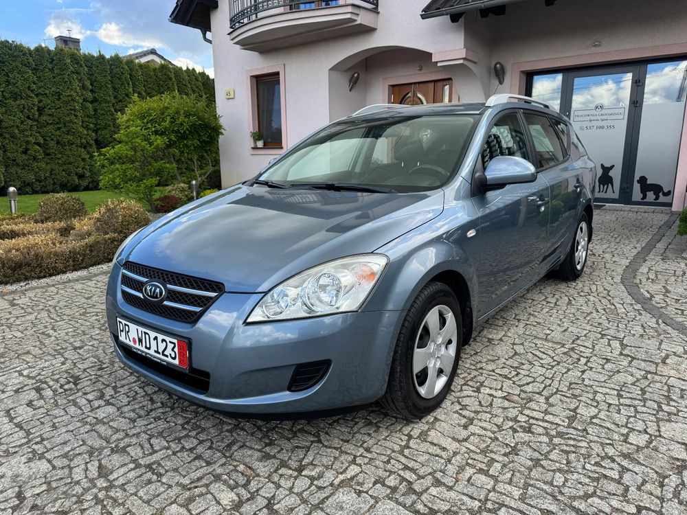 Kia Ceed I (2006-2012) 1.4 Comfort 2009