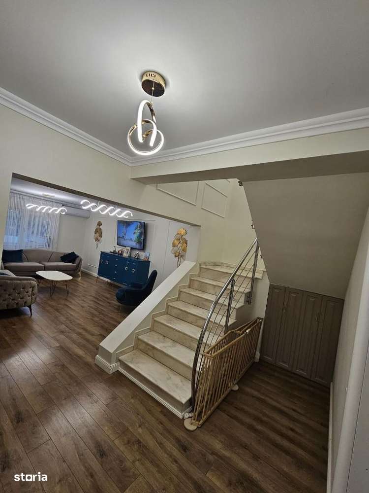 Două Case Luxoase în Zona Inel 1, Constanța-7