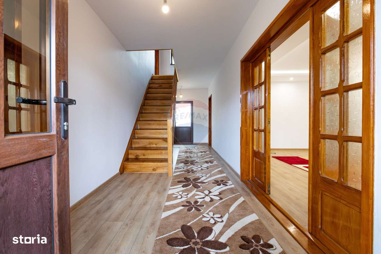 Casă/Vilă cu 6 camere de vânzare în Măgura - Imagine principală: 4/20