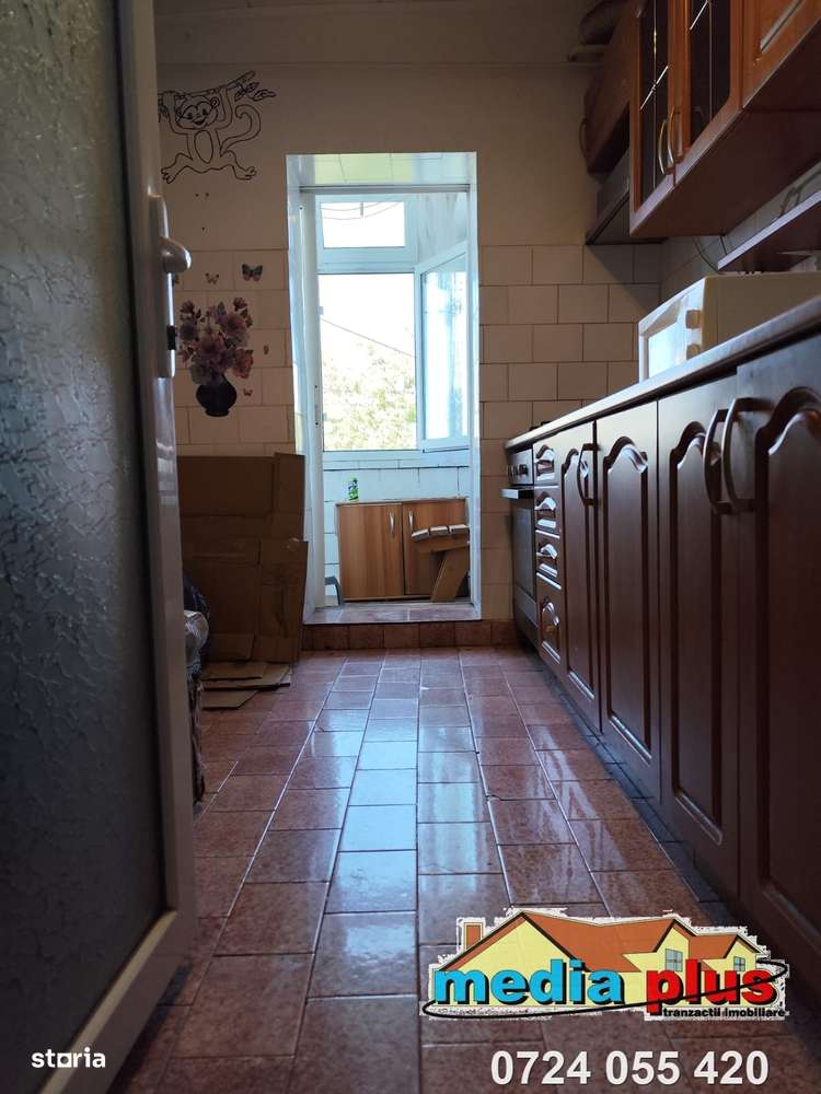 Apartament cu balcon, în apropiere de școli și parcuri-5