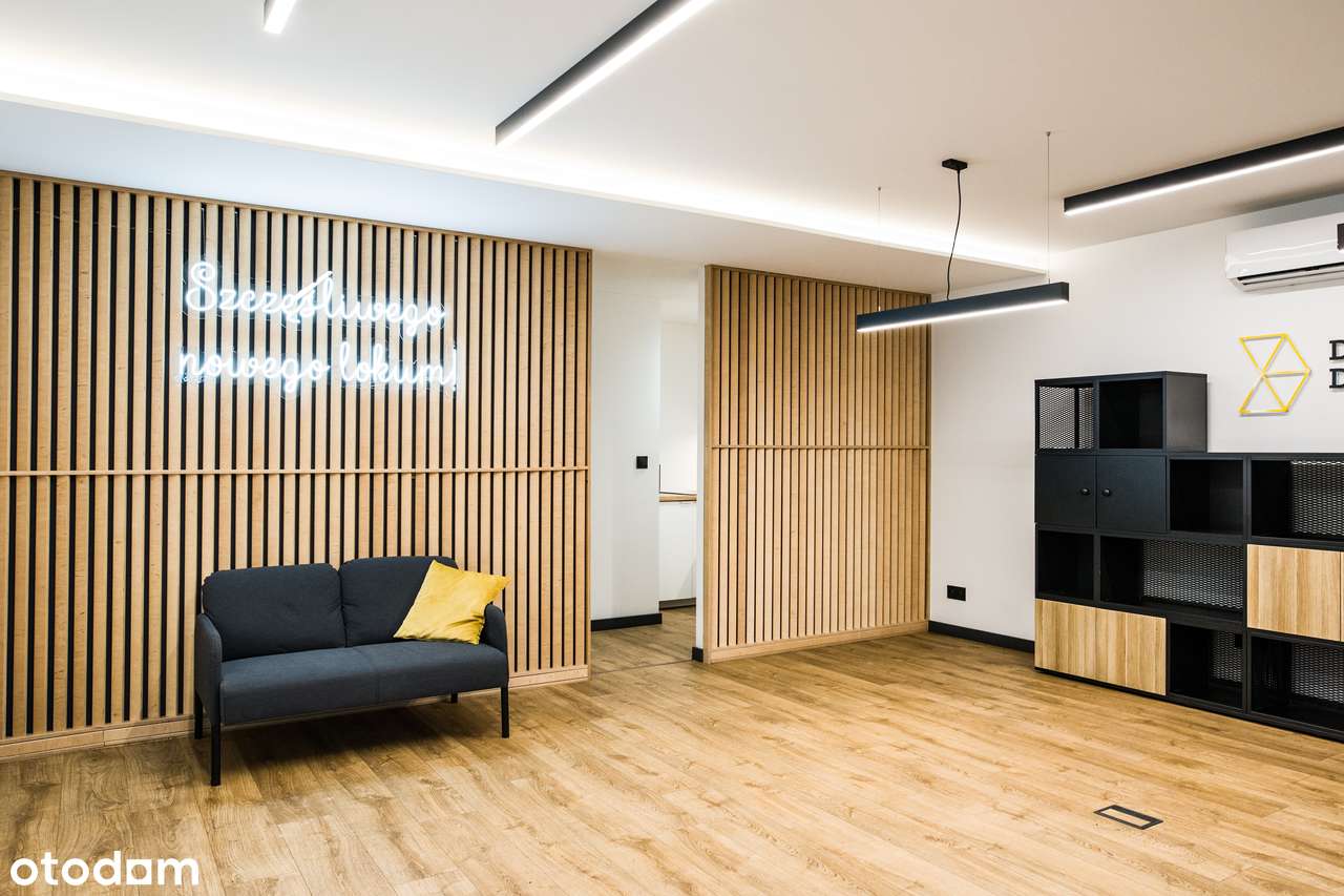 Lokal z miejscem postojowym, wykończony, Centrum-0