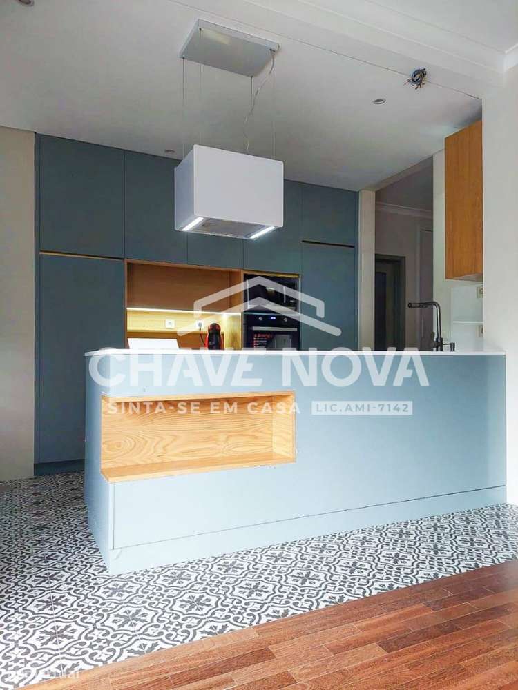 T3+1 c/ Varandas e Garagem p/ 2 carros na Maia - Grande imagem: 4/25