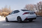 Lexus IS 200t / 300 F Sport - 5